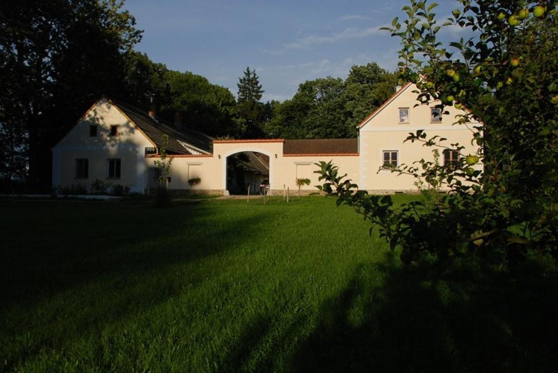 Veverci Dvur Hotel Rosec Esterno foto