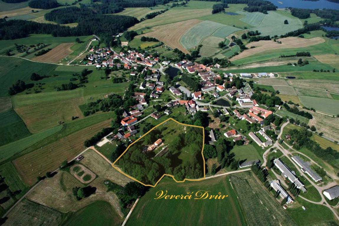 Veverci Dvur Hotel Rosec Esterno foto
